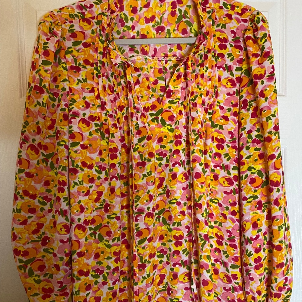 BRAND NEW Floral Peasant Long-Sleeved Blouse (Lightweight material)